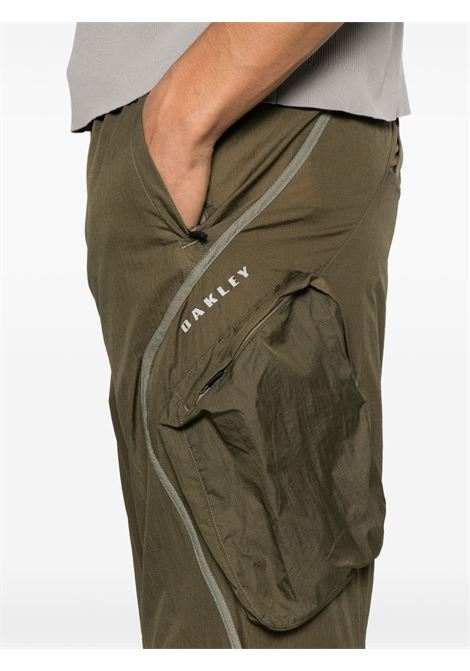 latitude fight cargo pant uomo verde militare OAKLEY | FOA4068297CE