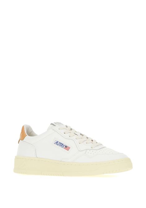 sneakers medalist low aulm ll76 donna bianche e sabbia AUTRY | AULWLL76