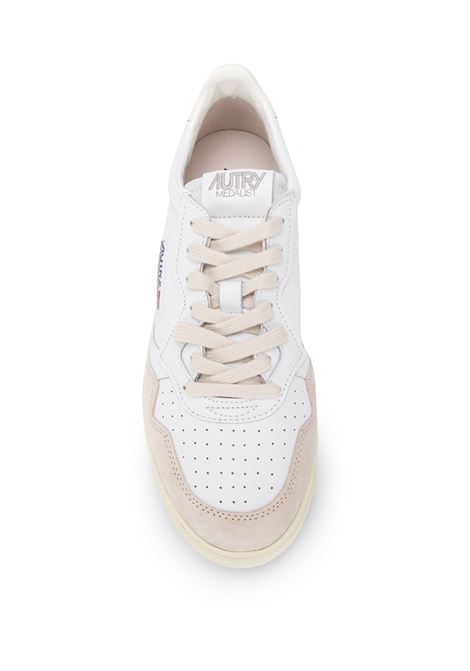 sneakers medalist low aulm ls33  uomo bianche e beige AUTRY | AULMLS33