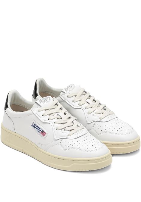 sneakers medalist low aulw ll22 donna bianche e nere AUTRY | AULWLL22