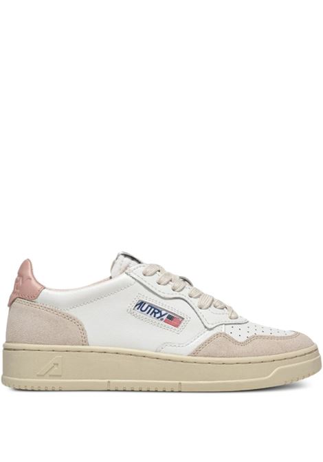 snekaers medalis low aulw LS37 bianche e beige AUTRY | AULWLS37