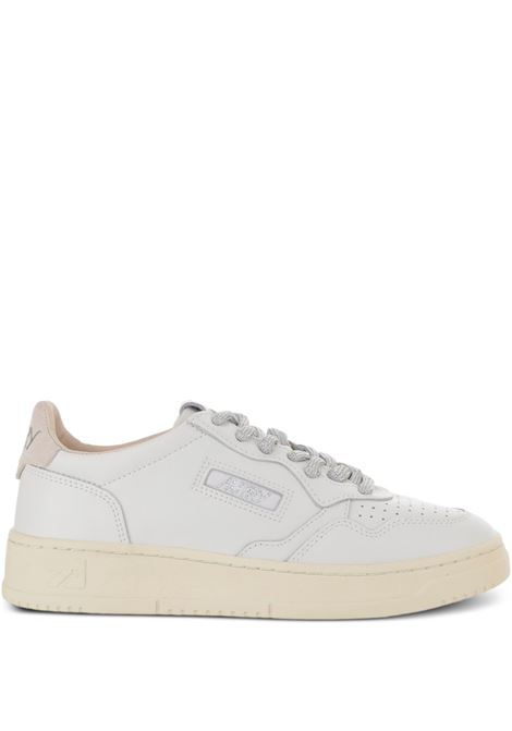 snekaers medalis low aulw sw02 bianche e rosa AUTRY | AULWSW02