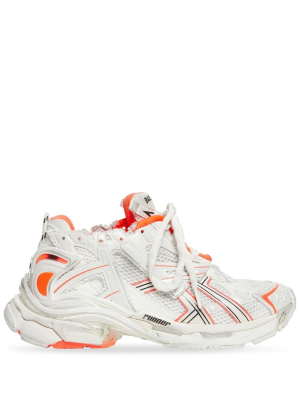 High-quality replica Balenciaga Runner Low Top Sneakers featuring a sleek design, premium materials, and contemporary style suitable for casual wear and fashion-forward outfits.