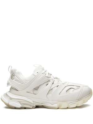 Balenciaga Track Glow In The Dark Low Top Sneakers replica sneakers showcasing a stylish, futuristic design with a glowing feature, perfect for fashion enthusiasts seeking high-quality replicas.