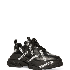 High-quality replica sneakers featuring the Balenciaga Triple S design, showcasing a stylish blend of contemporary fashion and comfort, perfect for casual wear. These shoes are ideal for sneaker enthusiasts looking for luxury-inspired footwear at an accessible price.