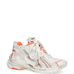 High-quality replica sneakers featuring the Balenciaga Runner Low Top design, showcasing a sleek silhouette, vibrant colorway, and premium materials, perfect for stylish footwear enthusiasts.