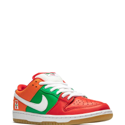 High-quality replica sneakers featuring the Nike x 7 Eleven SB Dunk Low design, showcasing a vibrant color scheme and stylish detailing perfect for sneaker enthusiasts.