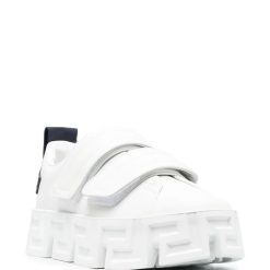 Versace Greca Labyrinth Low Top Sneakers - High-quality replica sneakers showcasing a stylish design with a distinctive Greca pattern, perfect for fashion-forward shoe enthusiasts.
