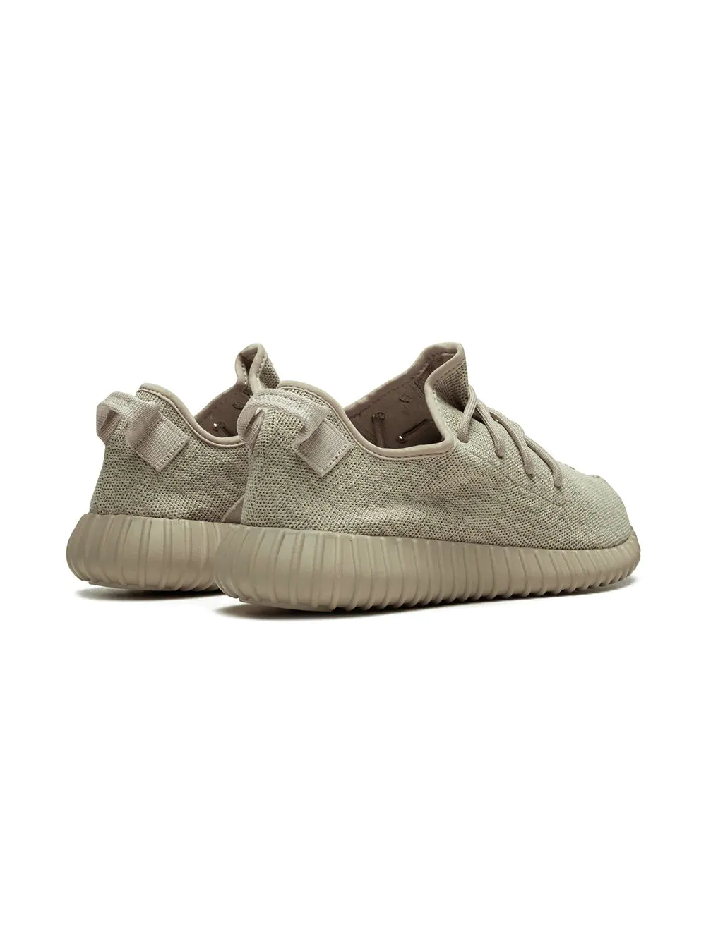 High-quality replica sneakers featuring the Adidas Yeezy Boost 350 Oxford Tan model, showcasing a stylish tan upper, iconic lacing system, and comfortable Boost cushioning, perfect for a fashionable lifestyle.
