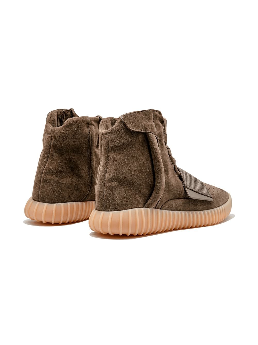 Adidas Yeezy Boost 750 replica sneakers in a stylish beige colorway, showcasing premium materials and a sleek high-top design, perfect for sneaker enthusiasts and collectors looking for high-quality shoes.