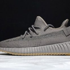 Adidas Yeezy Boost 350 V2 Cinder Reflective replica sneakers showcasing a sleek black and gray colorway with reflective accents, ideal for sneaker enthusiasts seeking high-quality replicas.