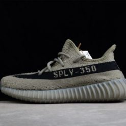 Adidas Yeezy Boost 350 V2 Granite replica sneakers featuring a sleek gray upper with trademark side stripe and comfortable lightweight cushioning, perfect for fashion-forward sneaker enthusiasts.