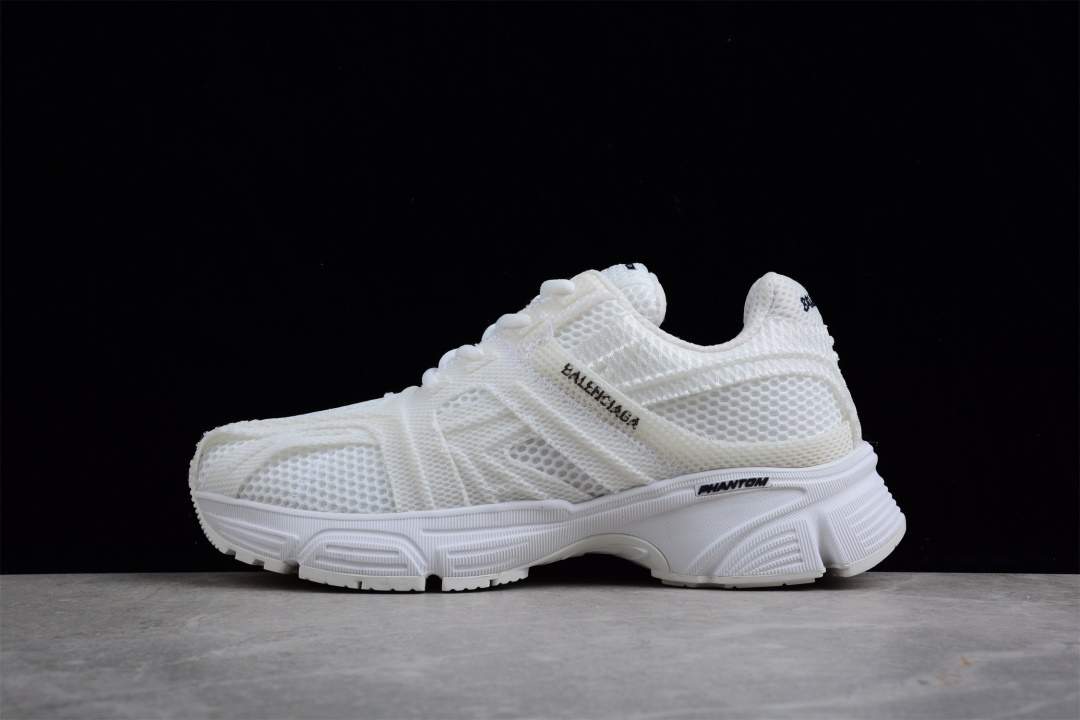 High-quality replica Balenciaga Phantom White Sneakers showcasing a sleek design and premium craftsmanship, perfect for sneaker enthusiasts seeking stylish replica sneakers.