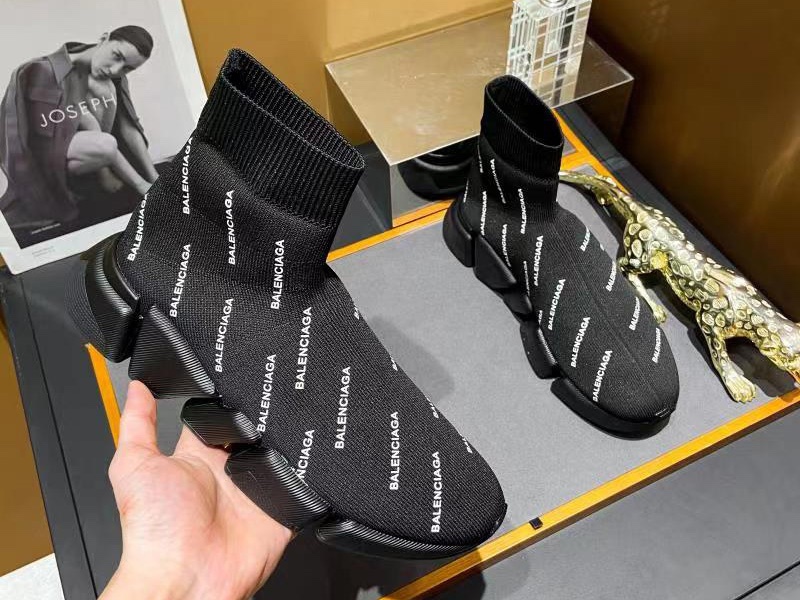 Balenciaga Speed 2.0 Allover Logo Black Sneaker replica sneakers showcasing a sleek design with a bold logo pattern, perfect for streetwear enthusiasts and sneaker collectors.