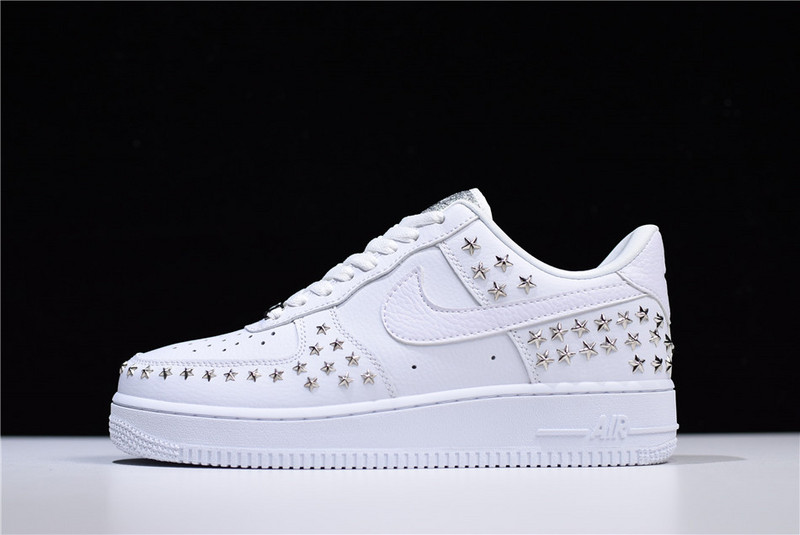 Nike Air Force 1 Low 07 XX Star Studded White replica sneakers featuring a stylish star-studded design, perfect for sneaker enthusiasts seeking high-quality alternatives.