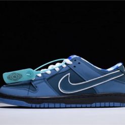 High-quality replica sneakers Nike Dunk SB Low Blue Lobster featuring a vibrant blue colorway with red accents and unique lobster-inspired details for sneaker enthusiasts.