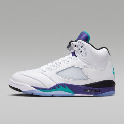 High-quality replica sneakers featuring the Air Jordan 5 Retro OG model, showcasing classic design elements and vibrant colorways.