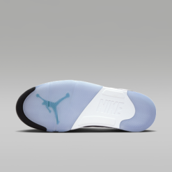 High-quality replica sneakers featuring the Air Jordan 5 Retro OG design, showcasing its iconic silhouette and colorway.