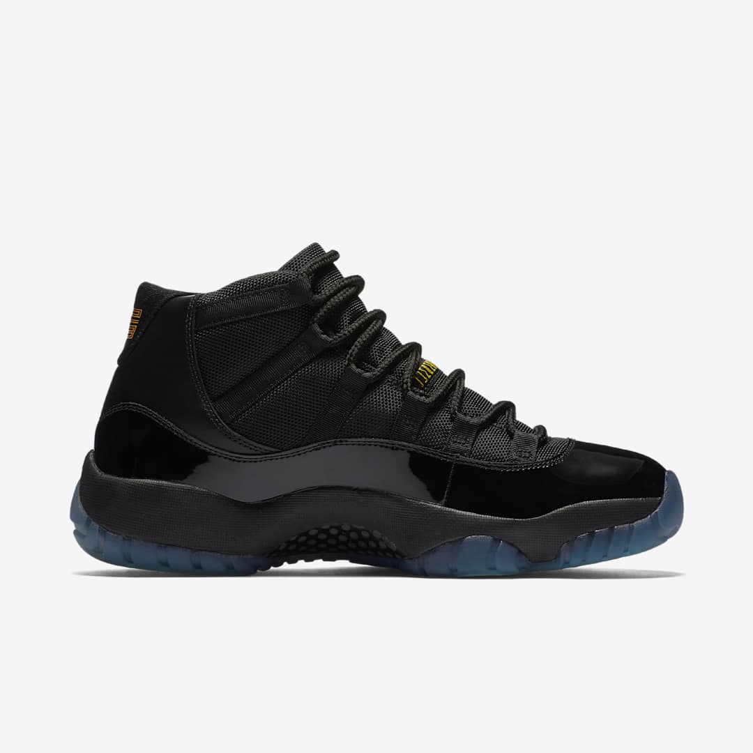 Air Jordan 11 Gamma Blue high-quality replica sneakers featuring a sleek black and blue colorway, designed for sneaker enthusiasts seeking stylish and affordable alternatives.