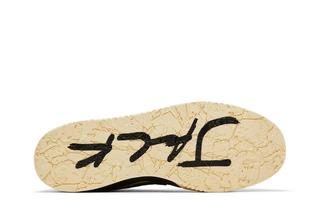 Jordan Travis Scott Jumpman Jack Bright FZ8117 102 high-quality replica sneakers showcasing a stylish design and premium materials.