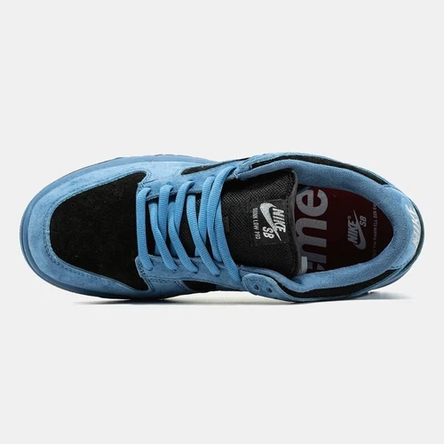 Supreme x Nike SB Dunk Low "Ocean Fog" high-quality replica sneakers featuring a stylish design with a light blue and grey colorway, perfect for sneaker enthusiasts and streetwear fashion.