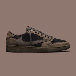 Travis Scott x Air Jordan 1 Low OG 