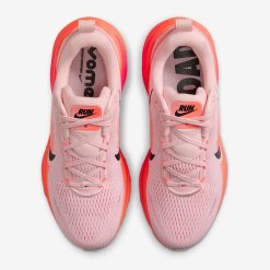 High-quality replica sneakers featuring the Nike Vomero 18 model, designed for comfort and style with a sleek design and premium materials.