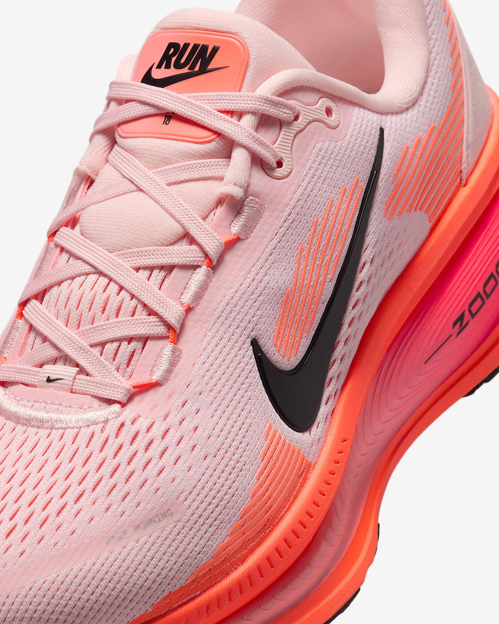 W Nike Vomero 18 replica sneakers featuring a sleek design with cushioning technology, ideal for running and casual wear.